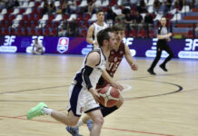 Domenica il basket torna a Cosenza: debutto casalingo della Pirossigeno, ingresso gratuito Pirossigeno Cosenza BAsket